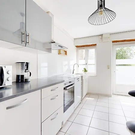 Ferienhaus 2 Bedroom Stunning Home In Sartilly-Baie-Bocage